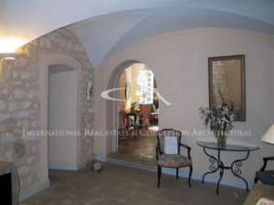 Ravissante maison de village de 400 m²