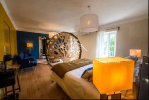 Ravissante maison de village de 400 m²