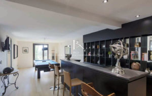 Remarquable demeure contemporaine avec design moderne