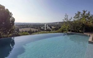 Remarquable demeure contemporaine avec design moderne